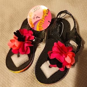 NWT Toddler girls size L 9-10 Chatties "Flexi flip flops"
